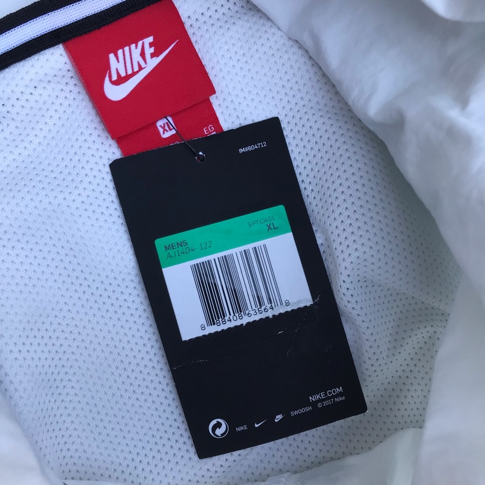 Nike Sportswear Anorak Big Swoosh Hooded Jacket - Picture 13 of 15